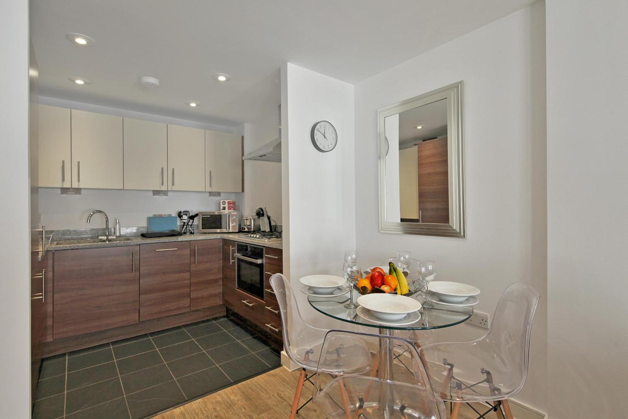 2 Bed Executive Apartment Next To Liverpool Street Free Wifi By City Stay Aparts London Exterior photo